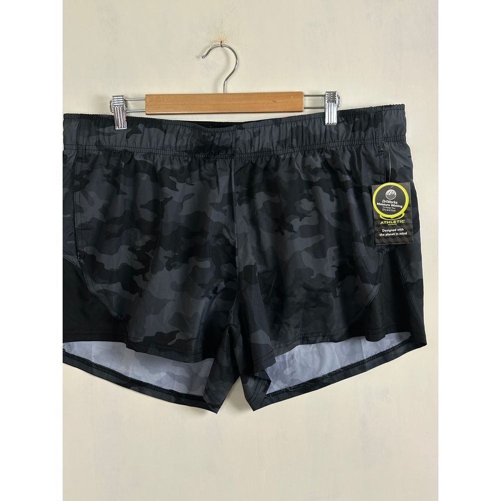 Athletic Work Women's‎ Shorts XXL Camouflage NWT